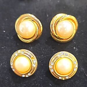 Pearl  earrings  vintage